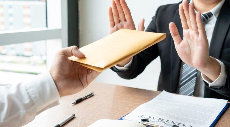 how to reject an offer politely