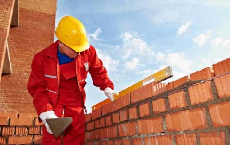 How Much Do Bricklayers Make in the UK? - Breaking Down the Numbers