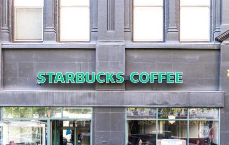 How Much Does Starbucks Pay in the UK? How Much Does Starbucks Pay in the UK?