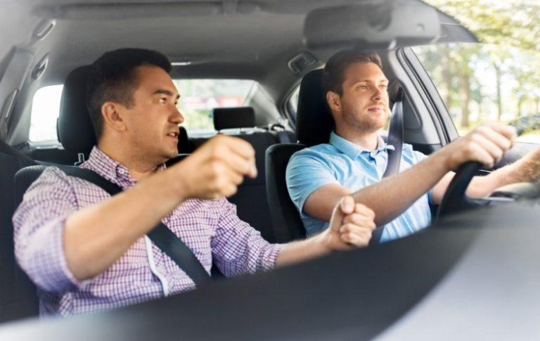How Much Does a Driving Instructor Earn in the UK?