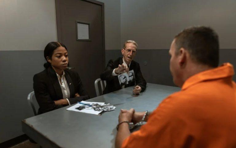 How Much Does a Prison Officer Earn in the UK? How Much Does a Prison Officer Earn in the UK?