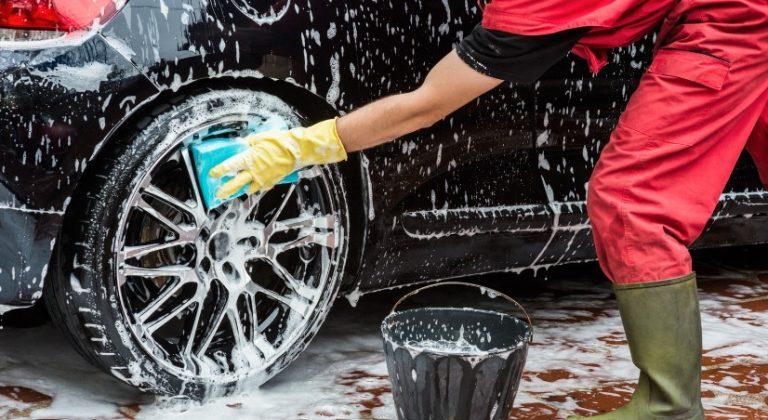 How Much Does It Cost to Detail a Car in UK